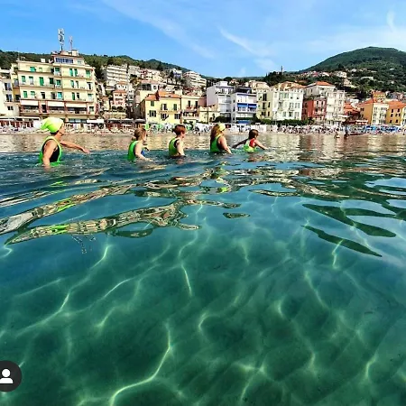 Rudys Vacation Z Alassio